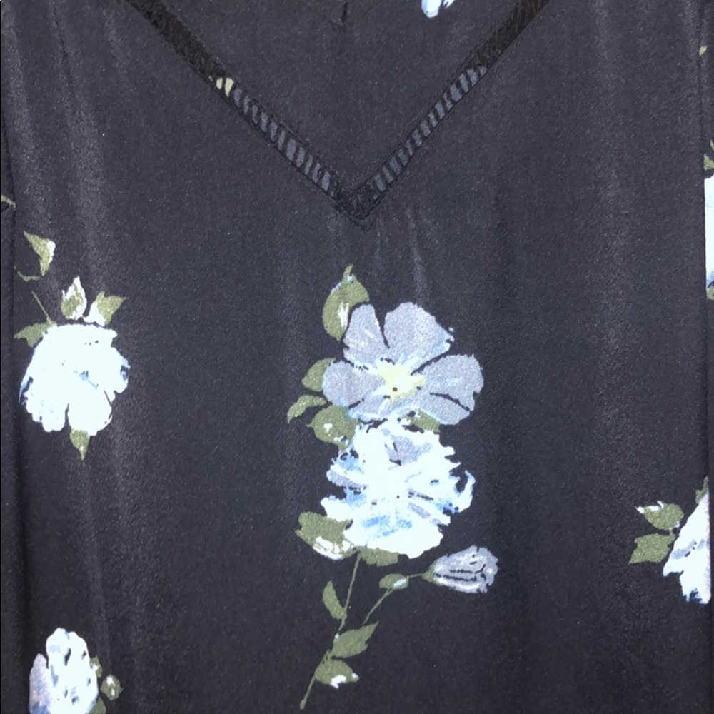 Mid-calf floral dress - Picture 2 of 2